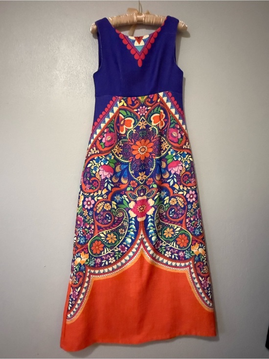 FARM Rio Dresses & Skirts - Farm Rio Vibrant Floral Tapestry Sleeveless Maxi Dress